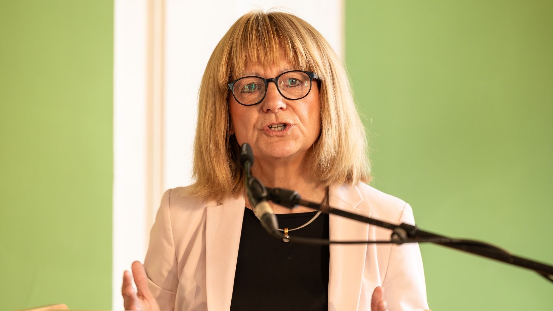 Personalleiterin Beate Lopatta-Lazar zeigte sich betroffen und sprach von einem „Versagen im Umgang mit sexualisierter Gewalt“. Sie kündigte an, Führung, Haltung und Struktur im Personalbereich konsequent weiterzuentwickeln. Foto: Bistum Fulda / Burkhard Beintken