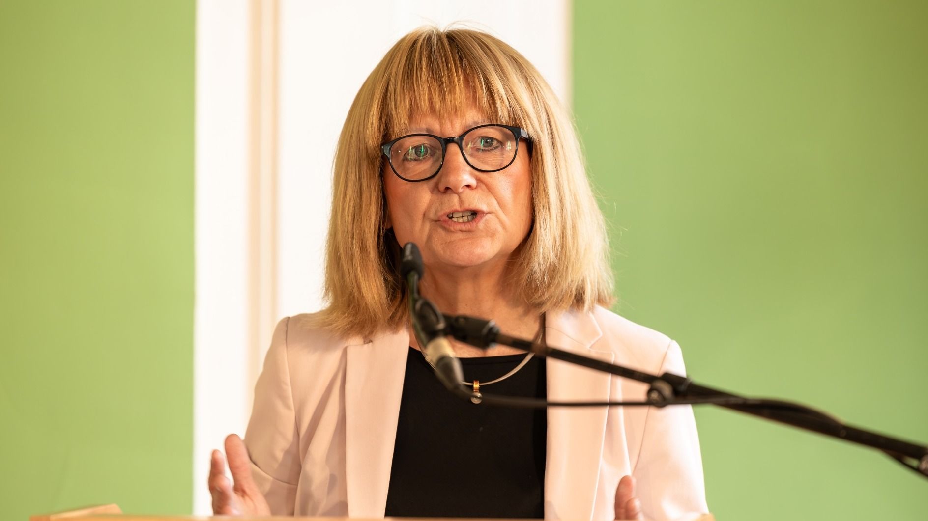 Personalleiterin Beate Lopatta-Lazar zeigte sich betroffen und sprach von einem „Versagen im Umgang mit sexualisierter Gewalt“. Sie kündigte an, Führung, Haltung und Struktur im Personalbereich konsequent weiterzuentwickeln. Foto: Bistum Fulda / Burkhard Beintken